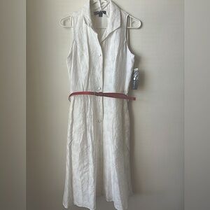 White Sharagano balloon Dress- Size 4 with 12 bottons in front.